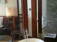 -三亚湾海居铂尔曼度假酒店