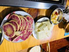 七彩土豆-阿昌白族石板烧(大理古城店)