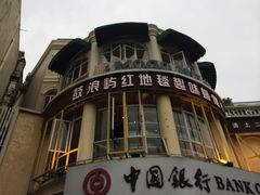 -厦门帷幕开啦红地毯蜡像艺术馆