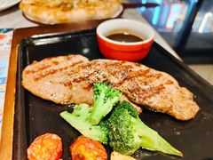 -必胜客(航洋国际店)