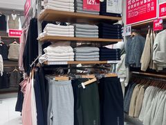 -优衣库(上海金桥国际商业广场店)