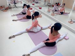 -艺熠舞蹈口才主持表演艺术中心(爱琴海校区)