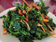 人参菜-北京龙庆四季香农家饭庄·灶台鱼·碳烤虹鳟鱼(龙庆峡店)