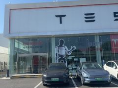 -TESLA 特斯拉(北京南四环中路特斯拉中心)