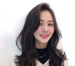 -丝语萱形象