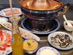 -一只羊·铜锅涮羊肉烧烤