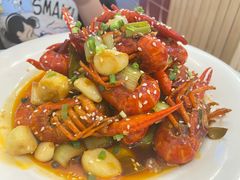 -捌贰虾蟹·江湖菜馆(江汉路店)
