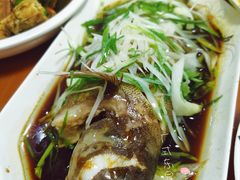 -三亚新鸿港水果一级批发市场