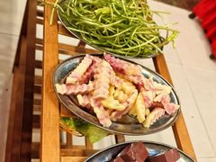 -老石黑山羊毛驴肉火锅(金凯广场店)