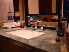 -舟山希尔顿酒店