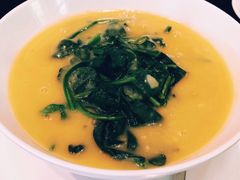 豌豆浸菠菜苗-北京四季酒店·采逸轩