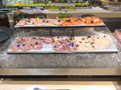 自助取餐区-鲜艳西餐厅(衡山路十二号华邑店)