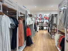 -优衣库(广州番禺万达广场店)