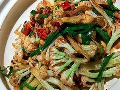 干锅花菜-费大厨辣椒炒肉(吉联MALL店)
