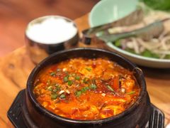 辣牛肉汤-紫霞门韩国料理烤肉(深南东路店)