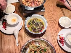 -爱碗亭·鲜炒湖南菜(壹城中心店)