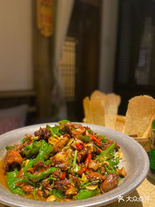 大张烙馍村(绿地店)地锅老公鸡图片