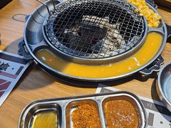 -青瓦炭韩潮烤肉(花园道店)