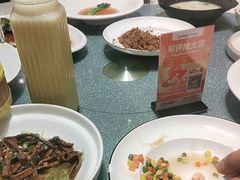 -梦都海鲜酒家(万达广场江桥店)