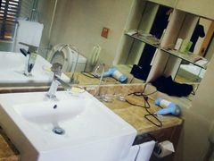 -和颐至尊酒店(上海徐家汇桂林公园地铁站店)