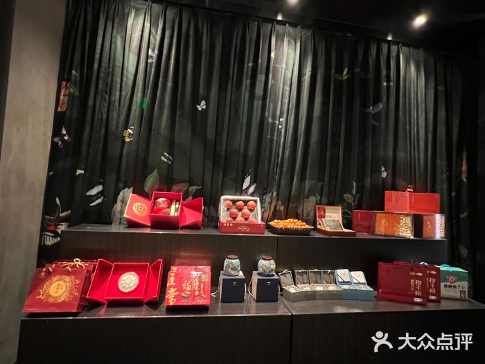 鲁采LU STYLE(新天地店)图片