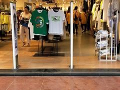 -三福时尚(三峡广场华夏银座店)