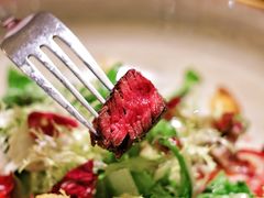 烤澳洲和牛蔬菜沙拉-圣丰索菲特·法国餐厅