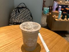 -星巴克臻选(周浦万达店)