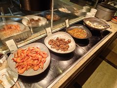 -大中华希尔顿酒店-念自助餐·嗨啤·小龙虾