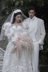 -罗马经典婚纱摄影·轻奢化定制
