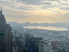 -Hi City·城市之巅