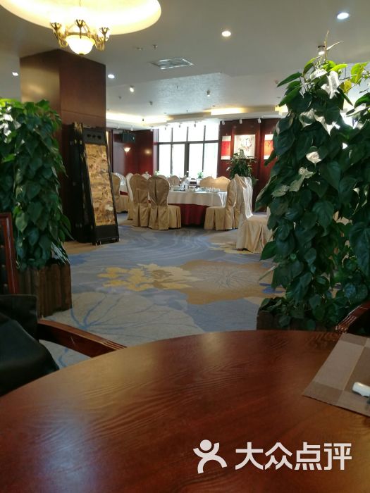 石榴花开餐厅图片 - 第2张