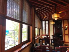 靠窗位-大宅院(西溪路店)