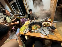 -锅老头海鲜铁锅炖