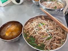 -正宗杨记普洱酸醋米线(总店)