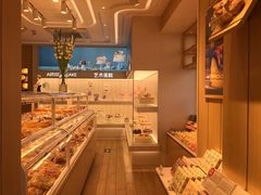 -好利来(东四店)