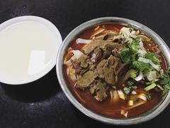 -薛记襄阳香辣牛肉面(平安路店)