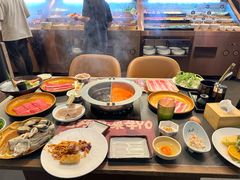 -牛YO寿喜烧·铁板烧和牛火锅自助(市府恒隆店)