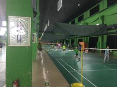 羽毛球区-健龙森俱乐部·游泳·健身·羽毛球综合体育馆