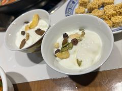 正宗牦牛酸奶-乡土特色.冷锅鱼.牦牛肉汤锅