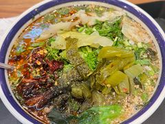 -云阿蛮云南生烫牛肉米线(奉贤路店)