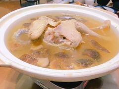 -房县土本味土鸡汤特色餐厅(沌口店)