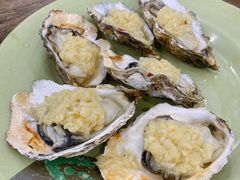 炭烧蒜蓉生蚝-贞姨美食·老字号海鲜大排档