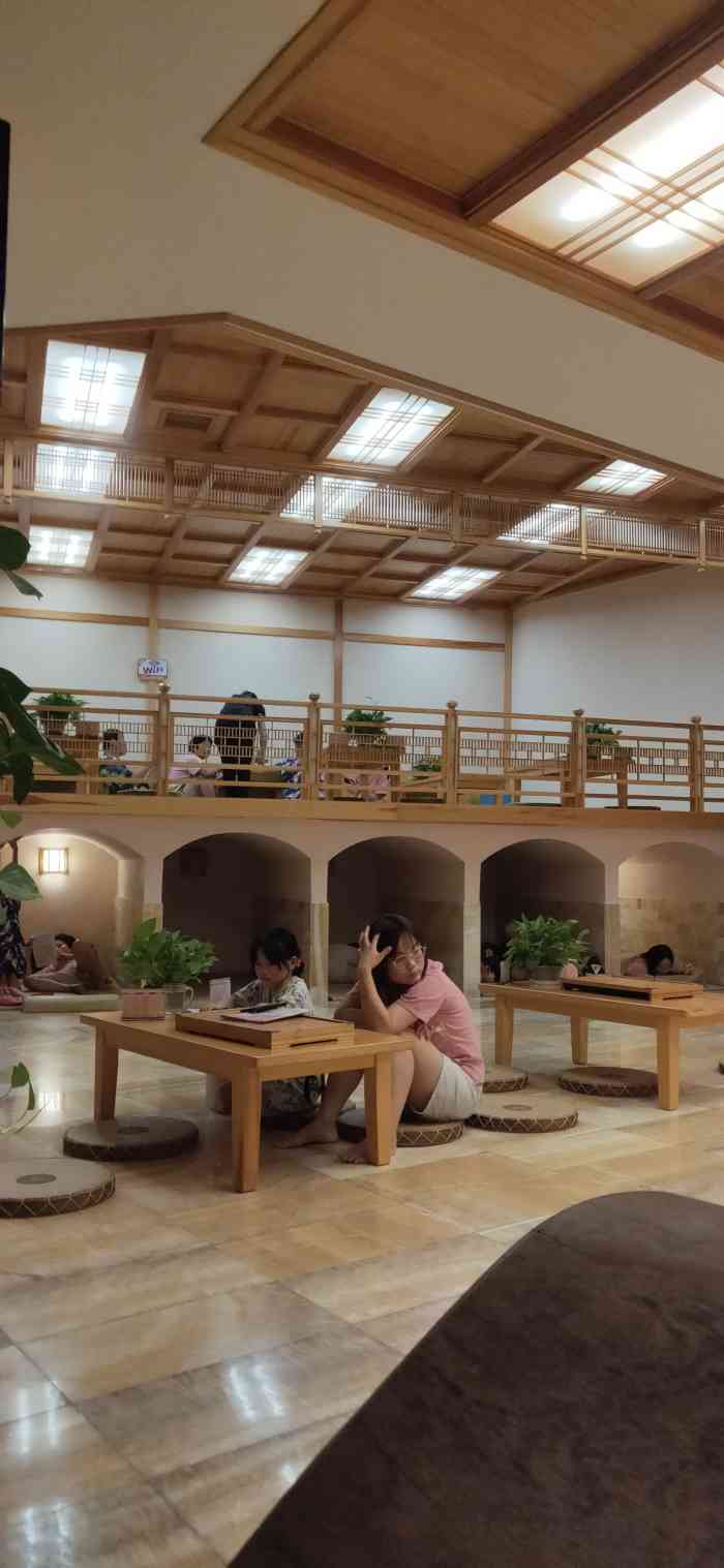 你是一直觉得不够尊重知识和!我