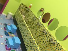 -想象乐创意早教托育中心(殷高西路店)