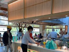 -蜜桃餐厅·伴山(湖滨商业街店)