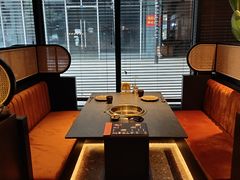 -铭牛烧肉·和牛海鲜自助(高新月牙湖店)
