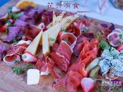 -东方航空(虹桥路店)