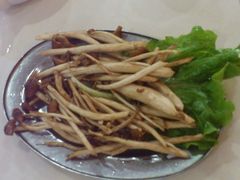 茶树菇-潮泰牛肉火锅 · 创于1992年(车公庙店)