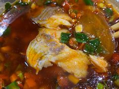 -肖肖酸萝卜鱼火锅(总店)